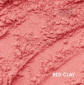 Red clay: one of weDo natural ingredients 